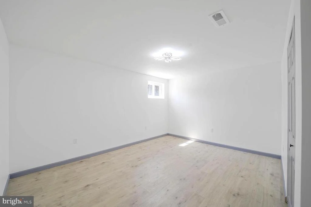 Photo of 5006 MATHILDA LANE