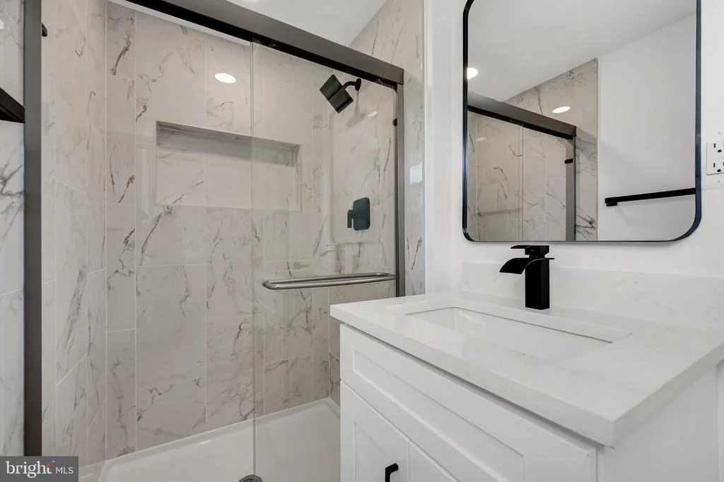 Photo of 710 SILVER SPRING AVENUE
