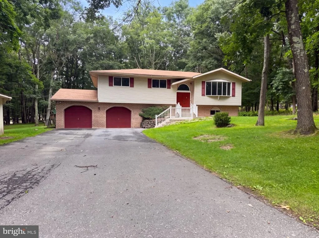 Photo of 277 APACHE DRIVE