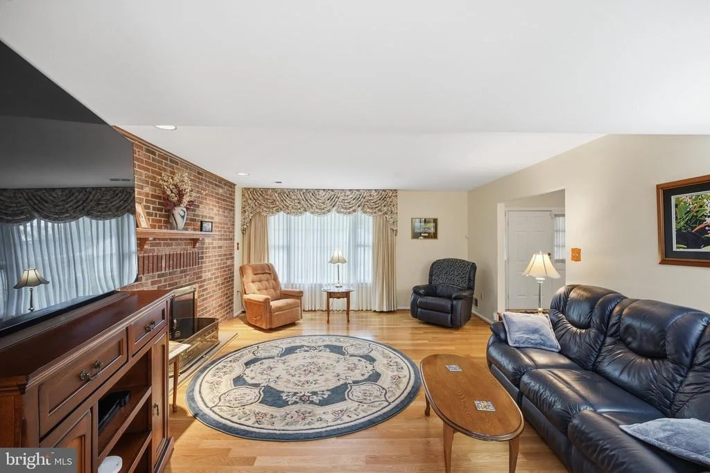 Photo of 2304 HIDDEN VALLEY LANE