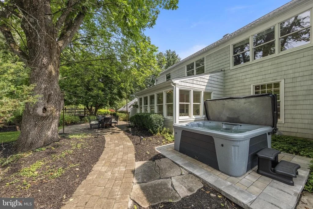 Photo of 186 FAIRVIEW ROAD