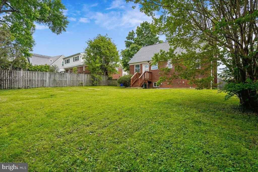 Photo of 4909 BANGOR DRIVE