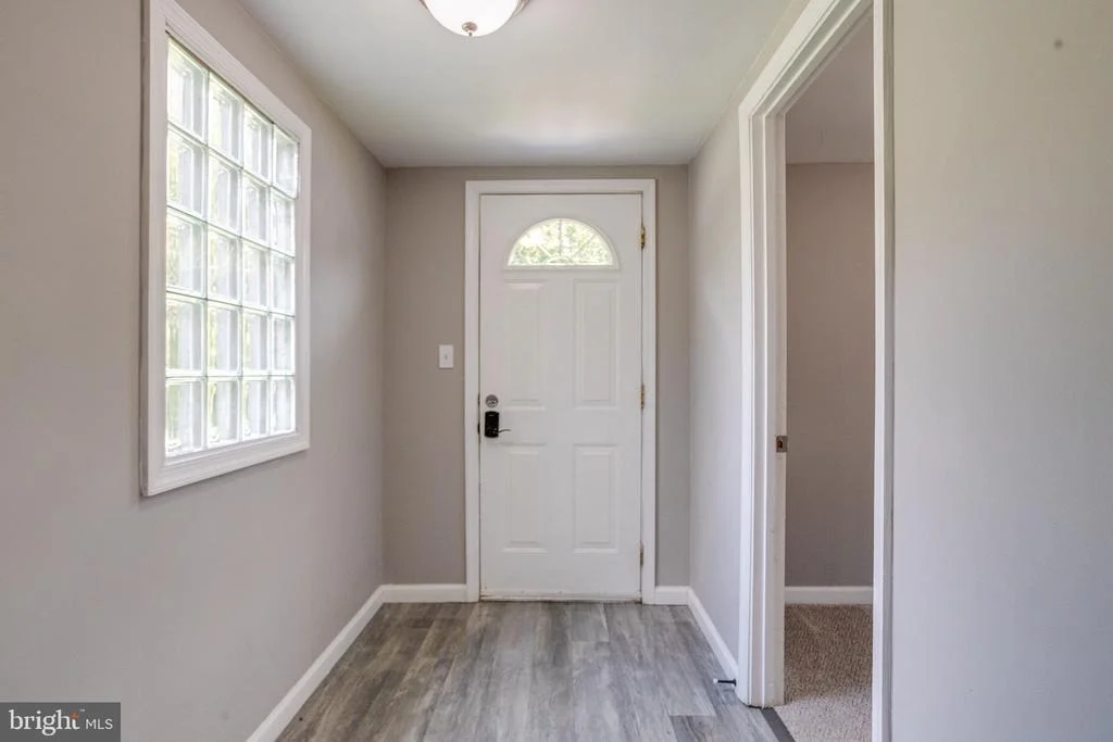 Photo of 215 GLIDER DRIVE