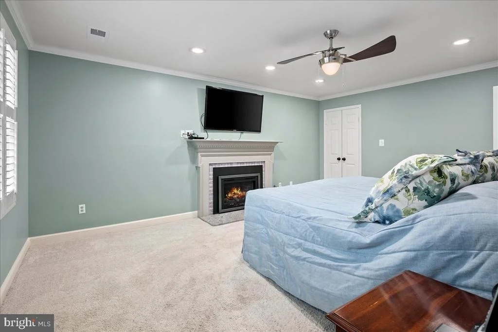 Photo of 9426 MOUNT VERNON CIRCLE