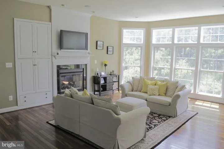 Photo of 43929 RIVERPOINT DRIVE
