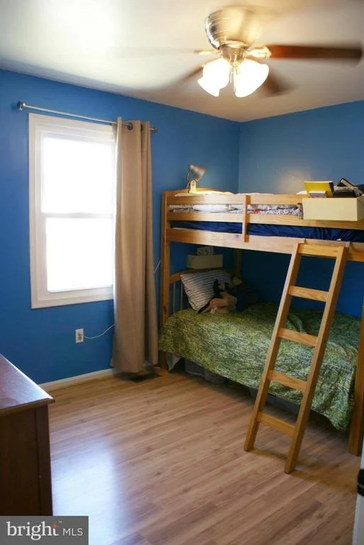 Photo of 180 STONEYBROOK COURT