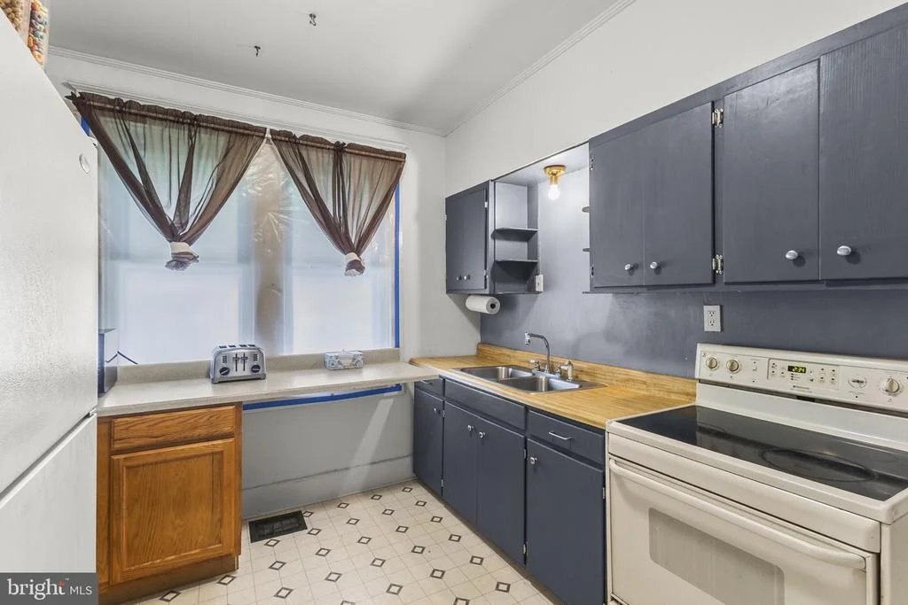 Photo of 200 MAPLE AVENUE