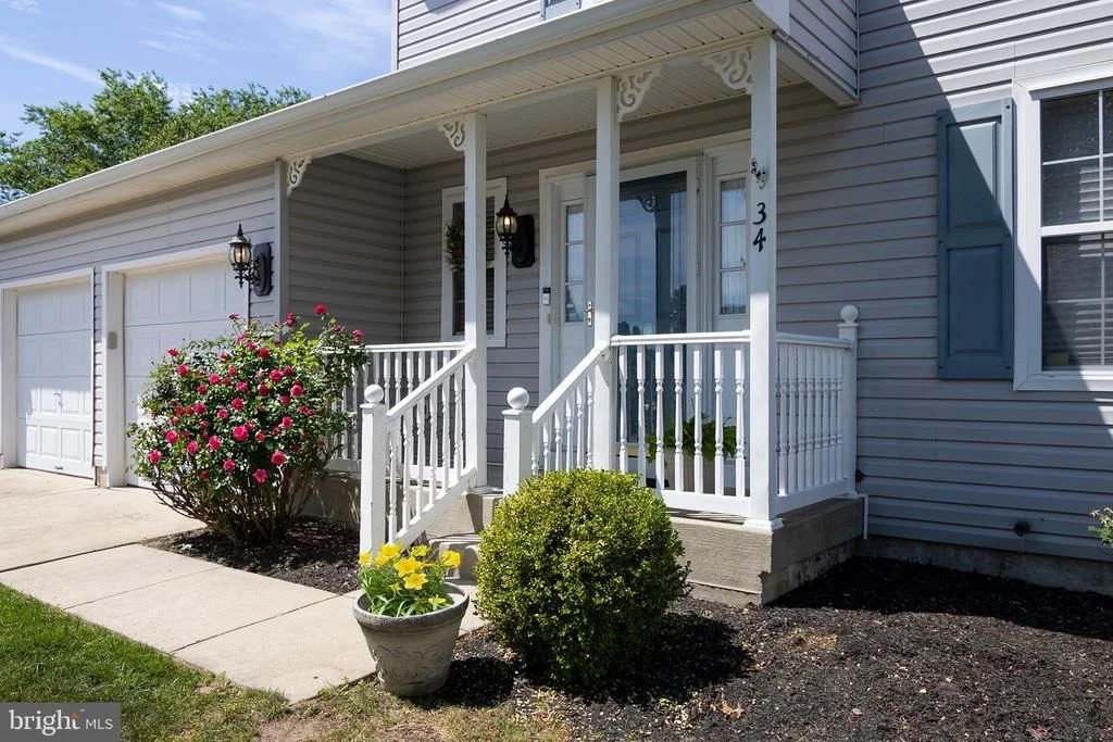 Photo of 34 CHESTERTOWN ROAD