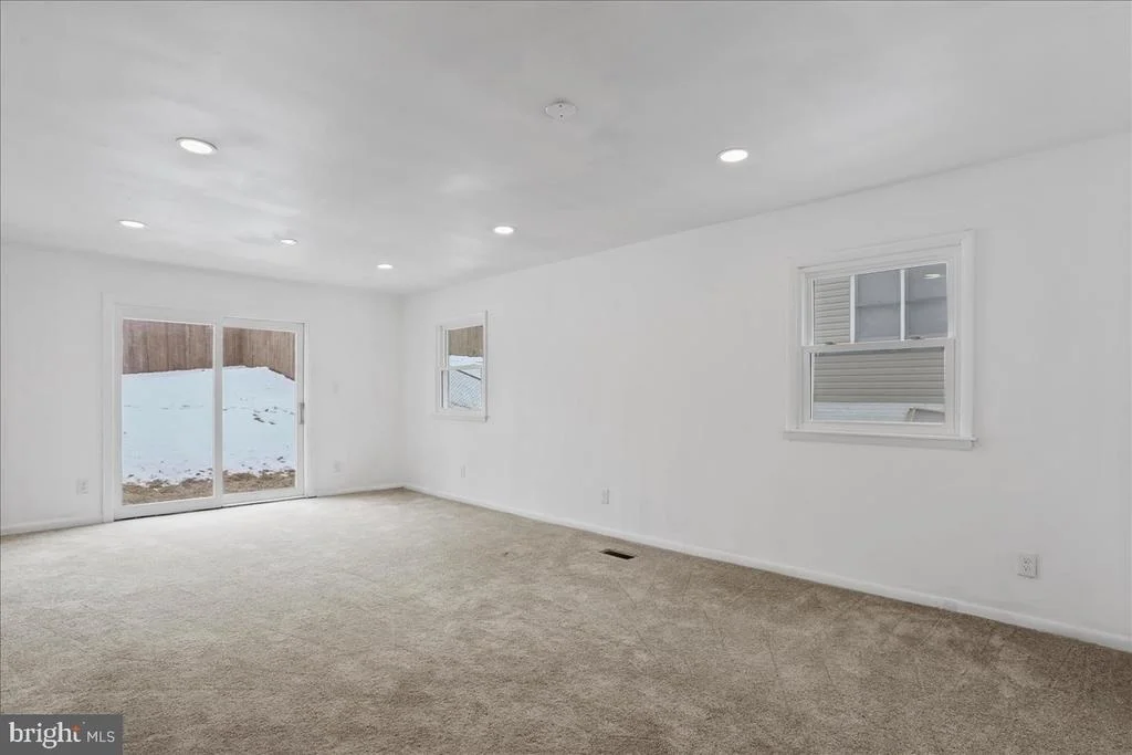 Photo of 711 CORNWALL STREET