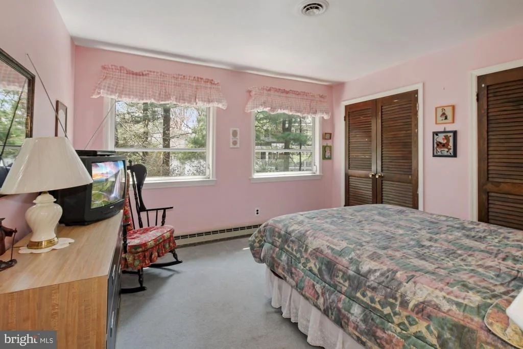 Photo of 17335 DONORA ROAD