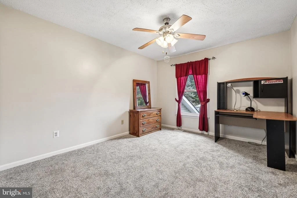 Photo of 592 EASON DRIVE