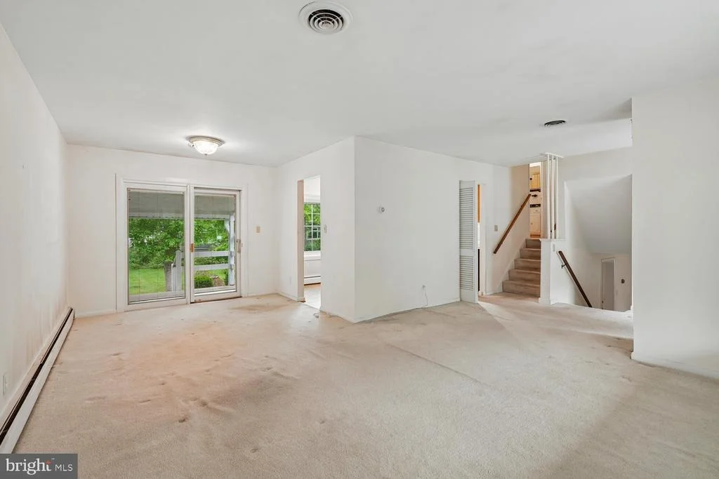 Photo of 205 TULIP DRIVE