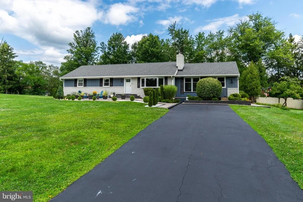 Photo of 6 MORNINGSIDE DRIVE