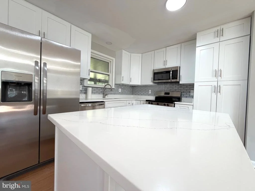 Photo of 2402 JOSEPH DRIVE