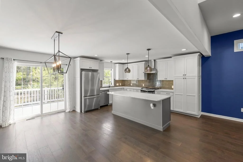 Photo of 112 COLONIAL DRIVE