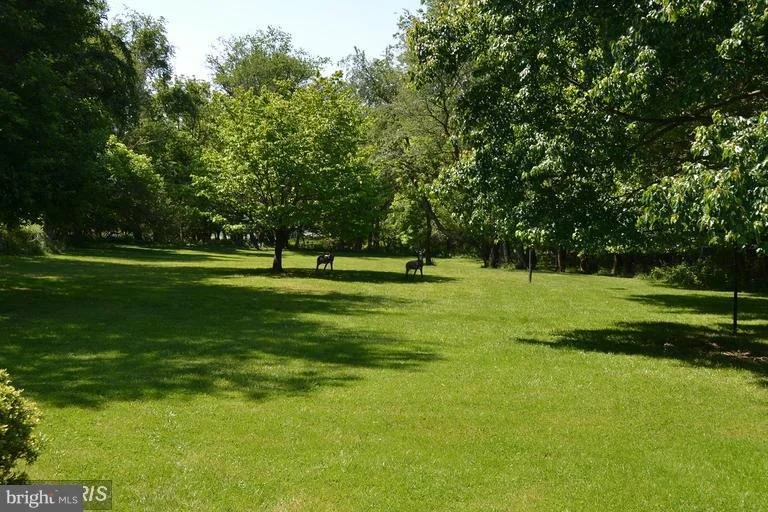 Photo of 14010 DARNESTOWN ROAD