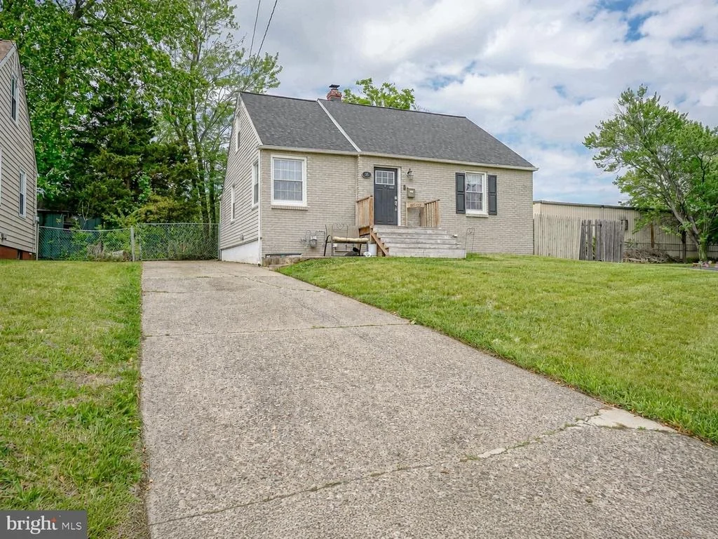 Photo of 35 SAINT CHARLES PLACE