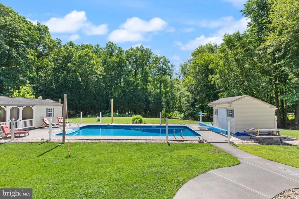 Photo of 32 HAMILTON