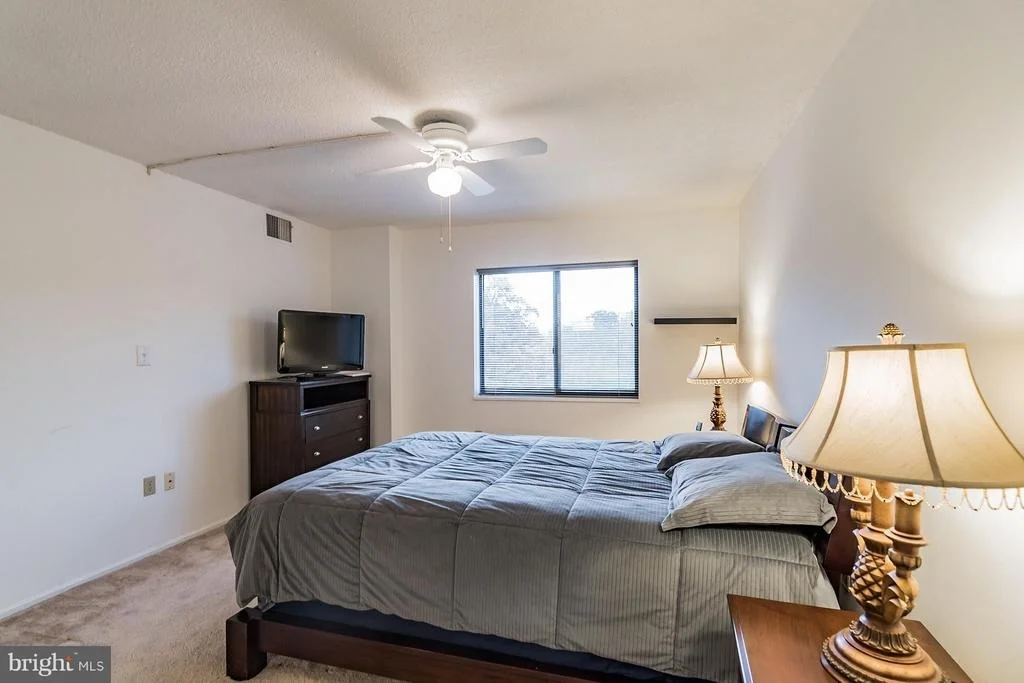 Photo of Unit 1509 at 15101 INTERLACHEN DRIVE