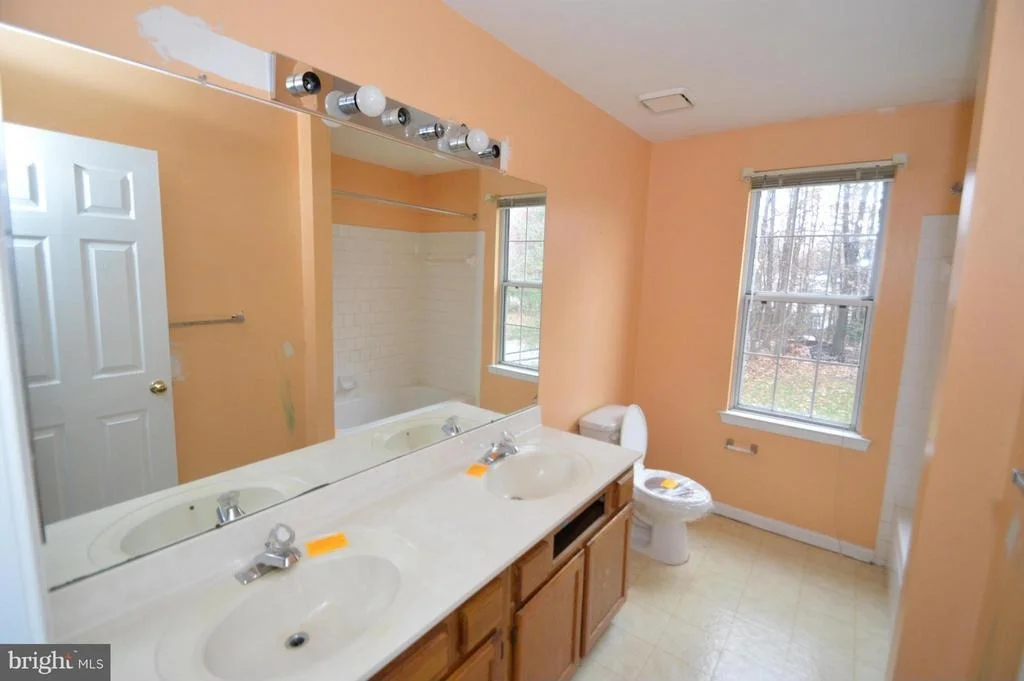 Photo of 3012 SILVER LAKE COURT