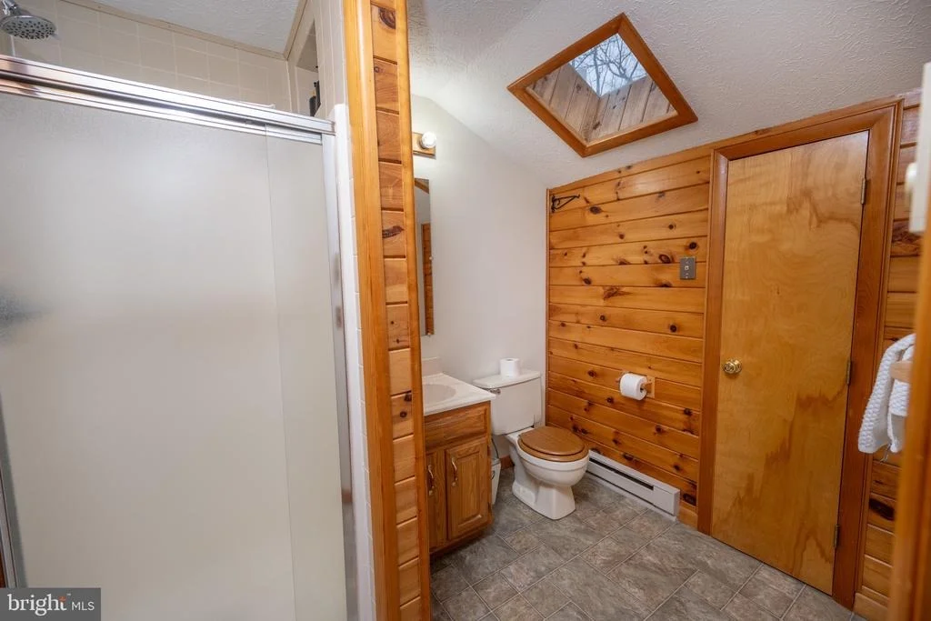 Photo of 526 GLEANINGS DRIVE