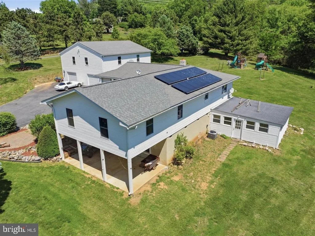 Photo of 2915 FRY ROAD