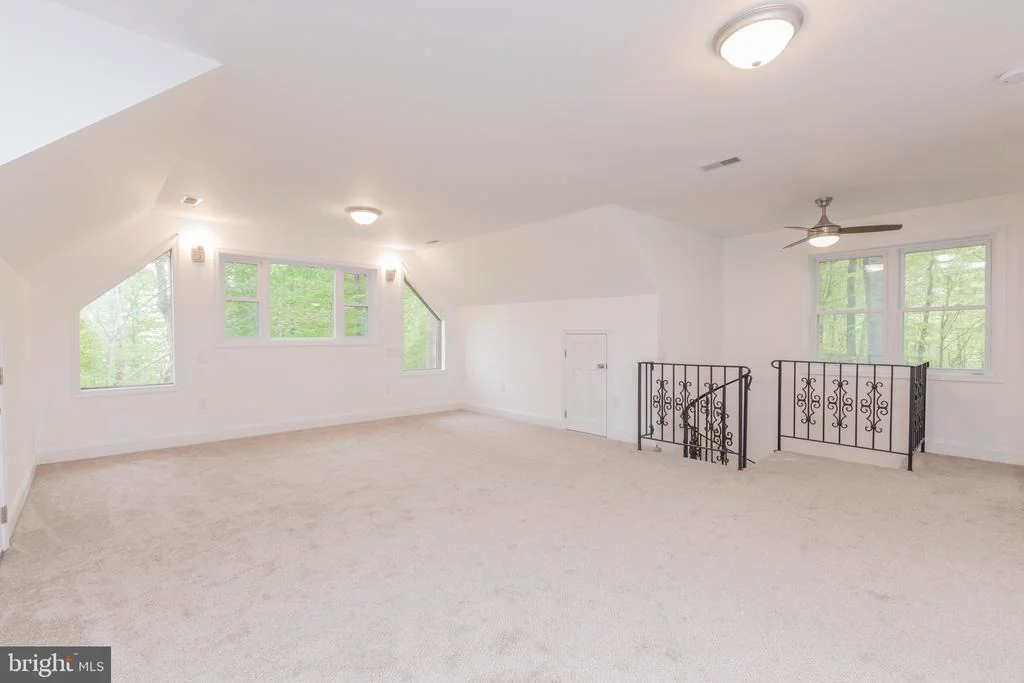 Photo of 2240 GREENVALLEY DRIVE