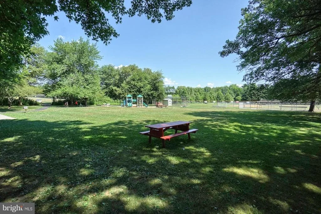 Photo of 8000 GLENDALE COURT
