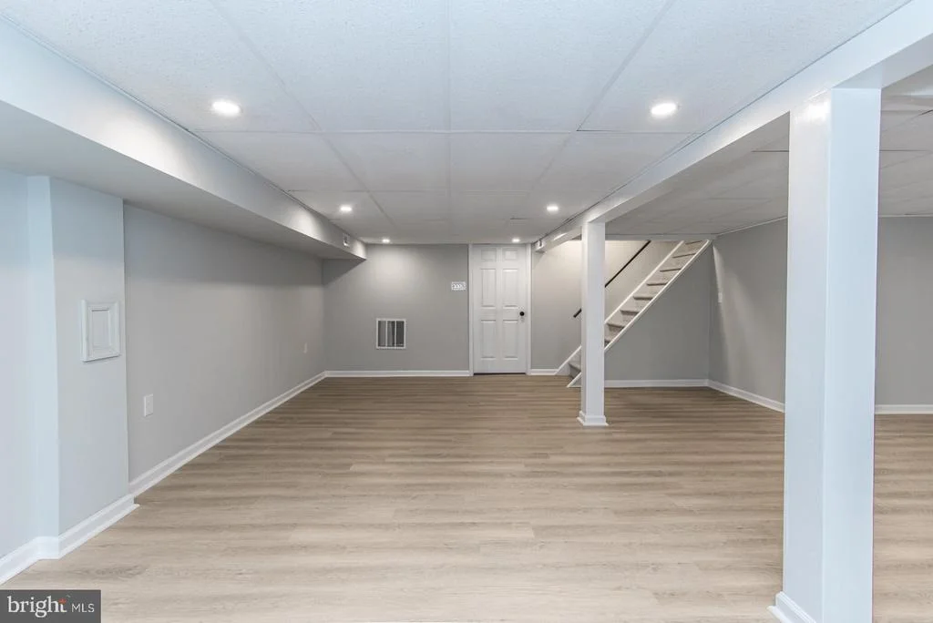 Photo of 902 EXCELSIOR AVENUE