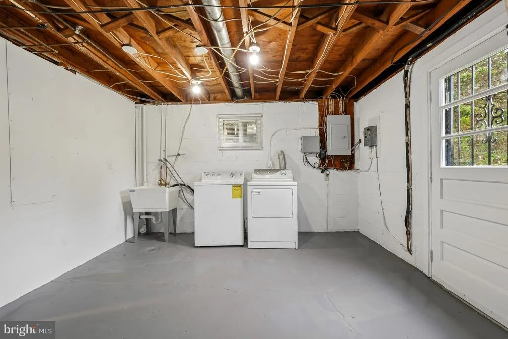 Photo of 7107 DOWER HOUSE ROAD