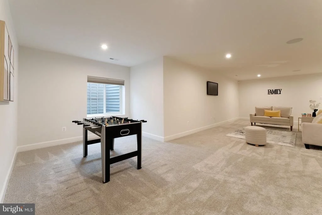 Photo of 43044 GREELEY SQUARE