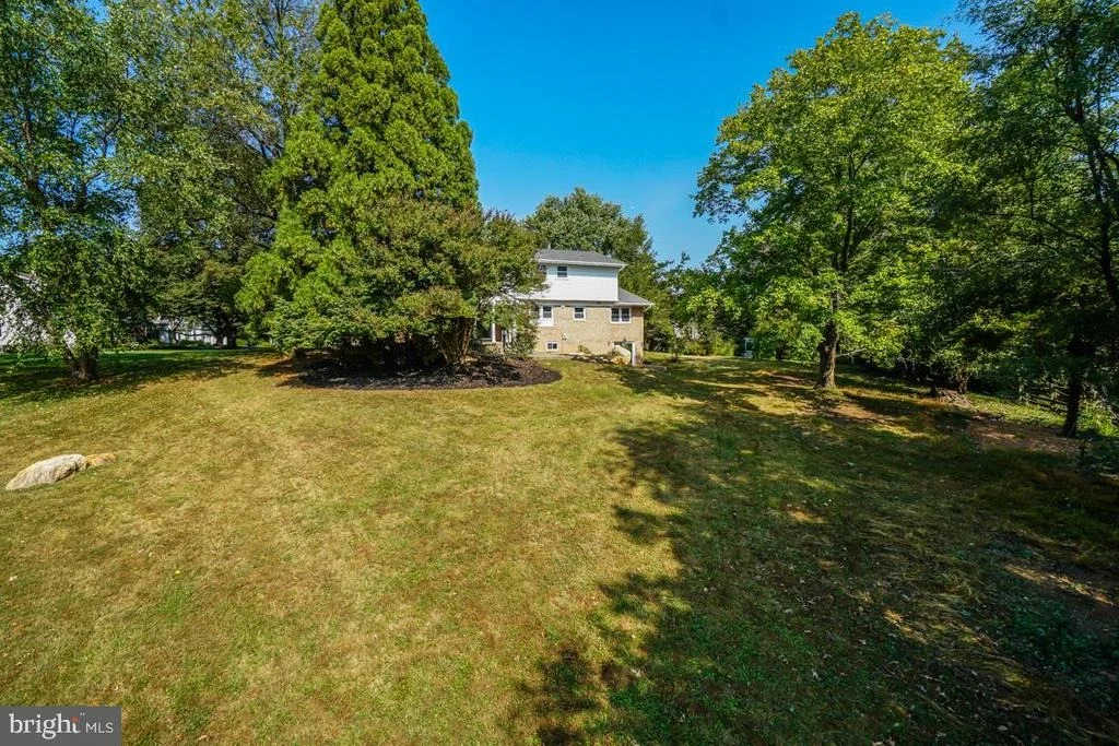 Photo of 913 SADDLEBACK COURT
