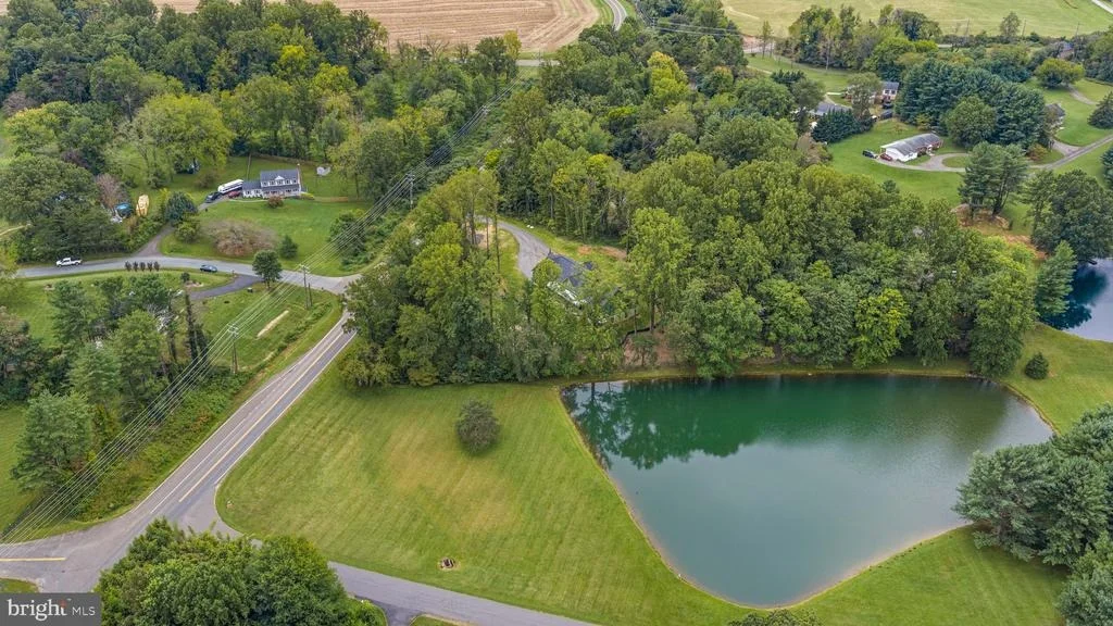 Photo of 8186 MEETZE ROAD