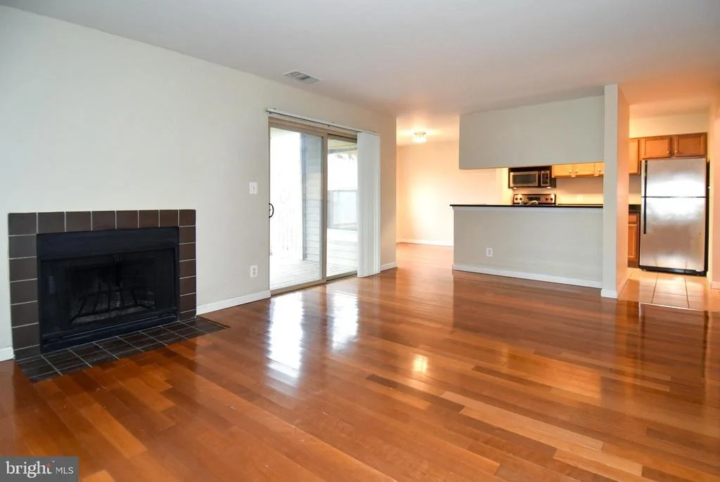 Photo of Unit 1782E at 1782 JONATHAN WAY