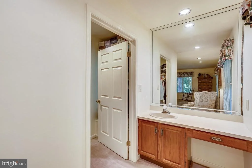 Photo of 7700 WARFIELD ROAD