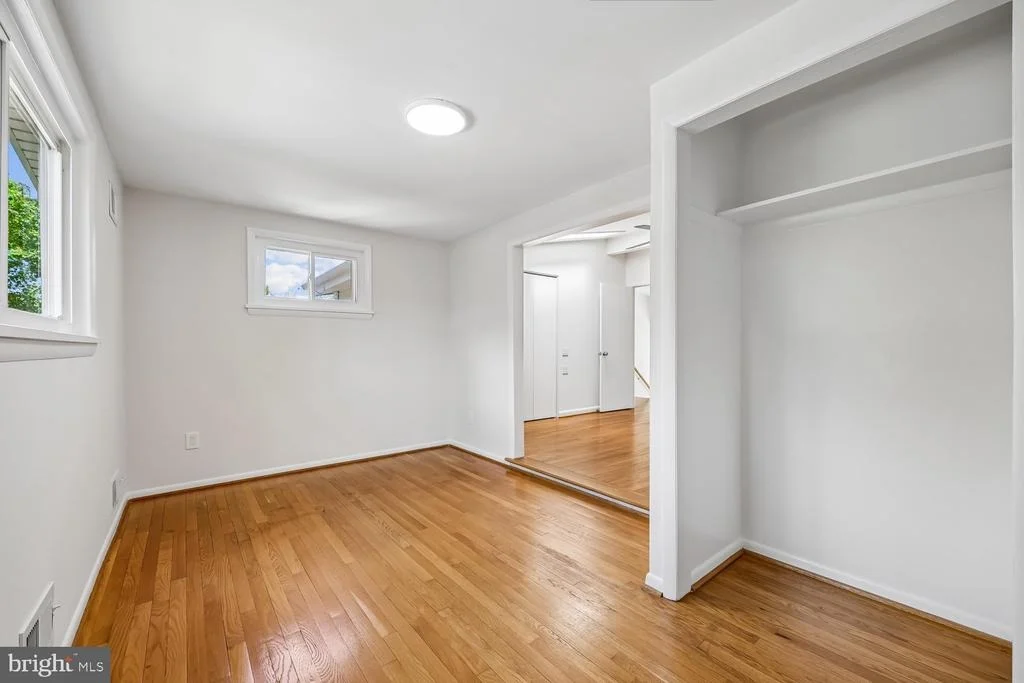 Photo of 300 GILSAN COURT