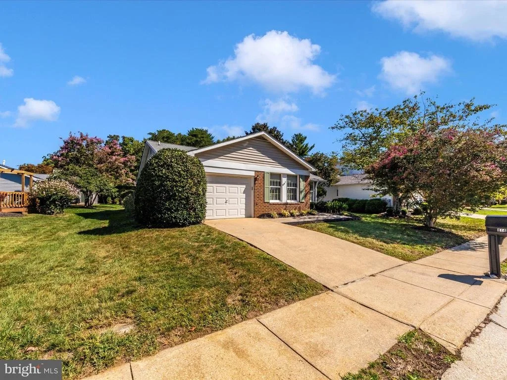 Photo of 814 COXSWAIN WAY