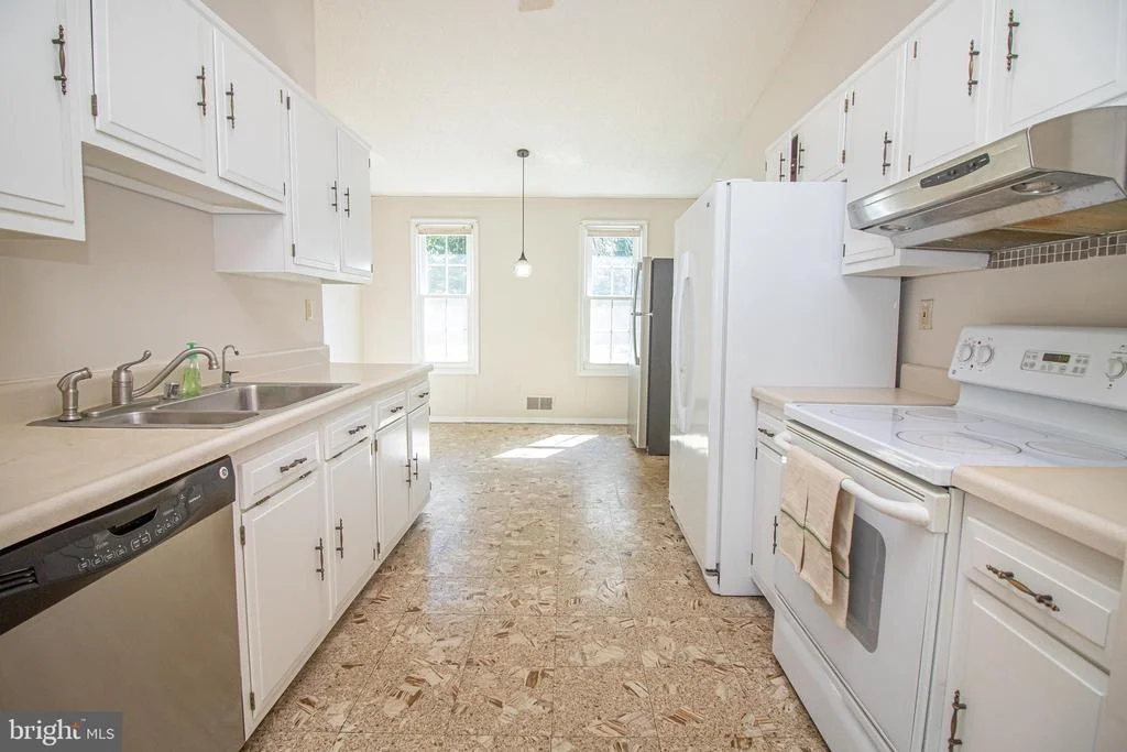 Photo of 14224 ALDERTON ROAD