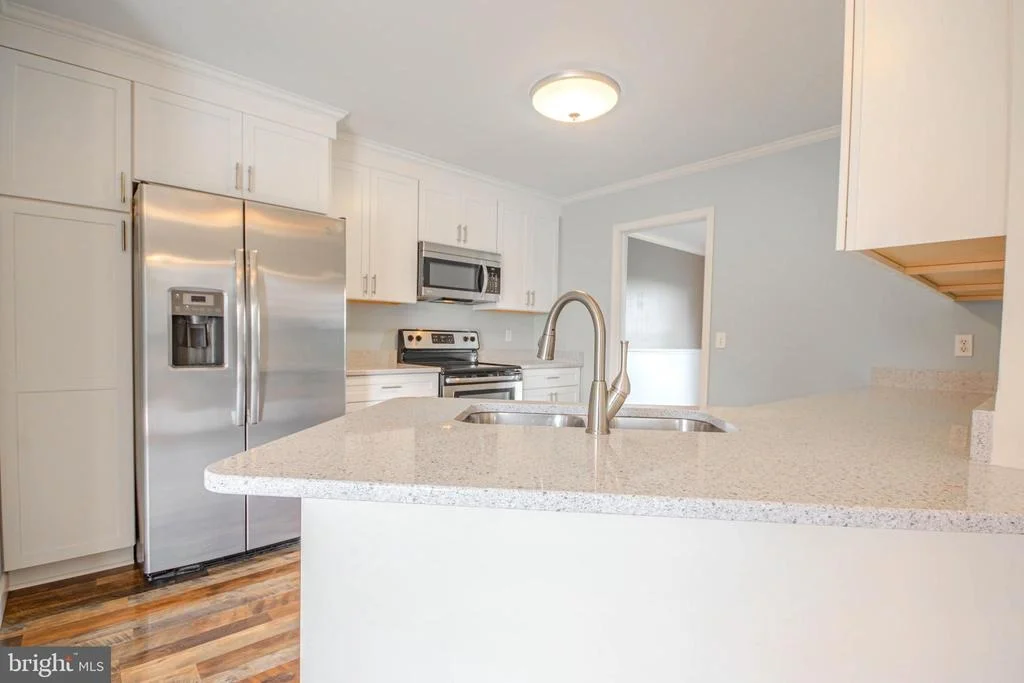 Photo of 26521 PEMBERTON DRIVE