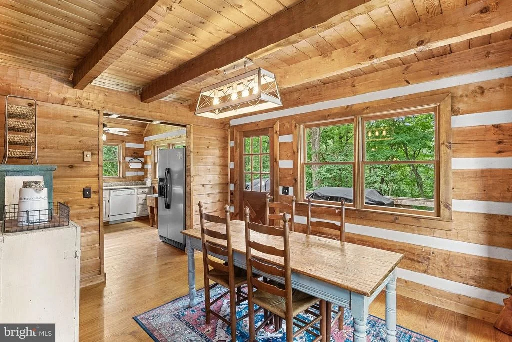 Photo of 1263 FROGTOWN ROAD