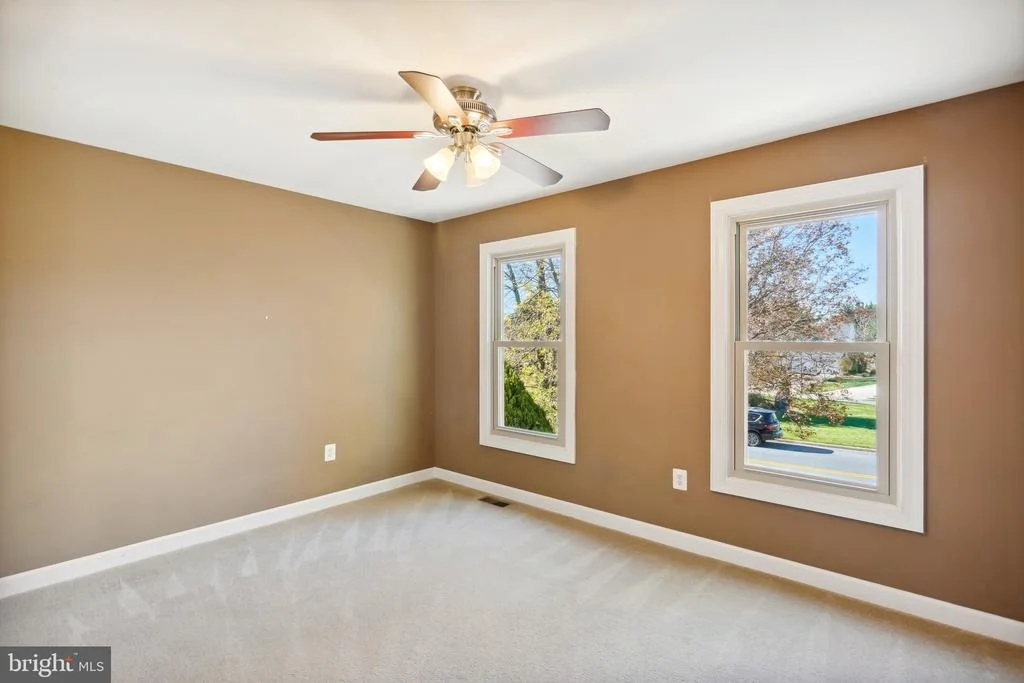 Photo of 5305 KINGSBROOK DRIVE