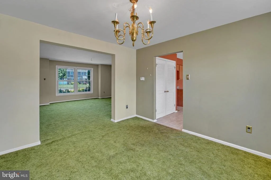 Photo of 1 CHATEAU DRIVE