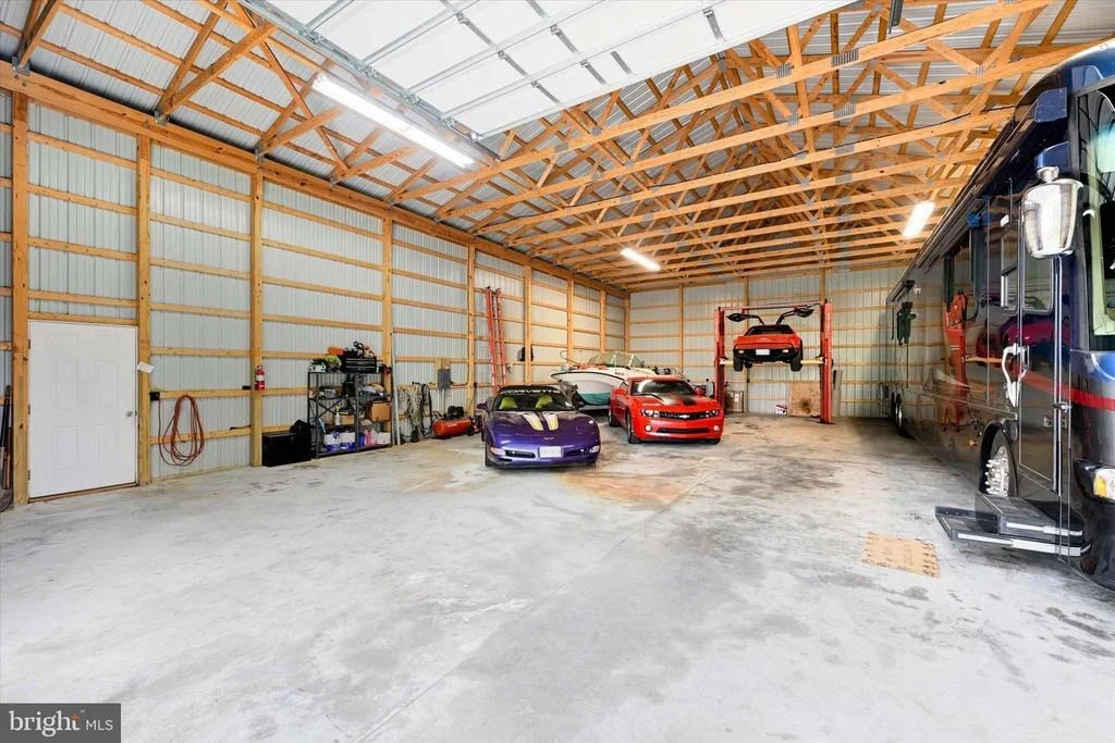 Photo of 1609 FAIRMOUNT ROAD