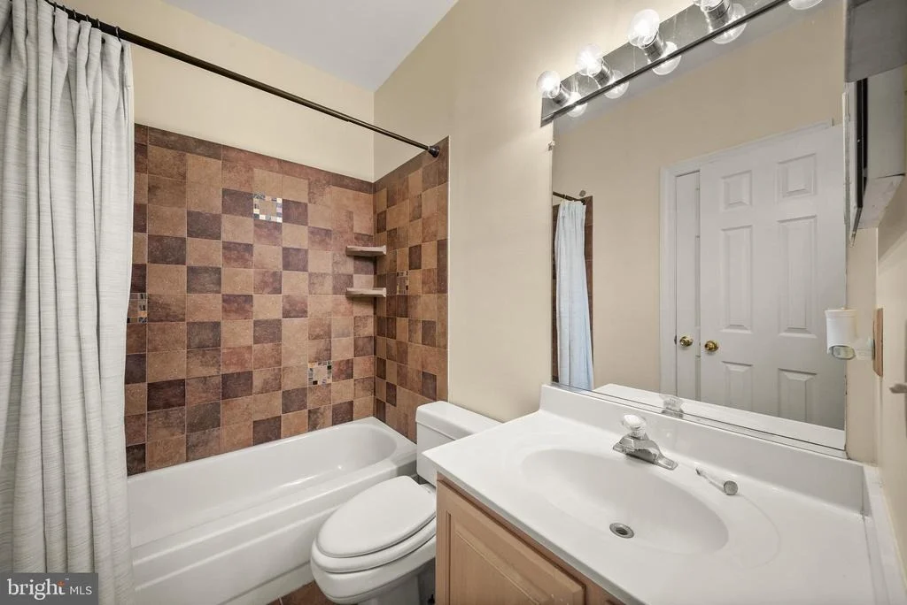 Photo of 4280 LAWNVALE DRIVE