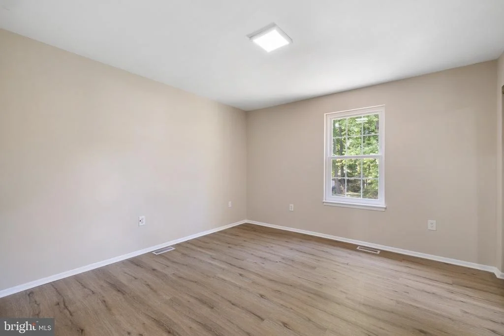 Photo of 459 WINTERBERRY DRIVE