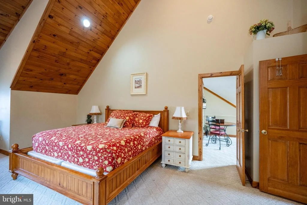 Photo of 110 HIGHLINE DRIVE
