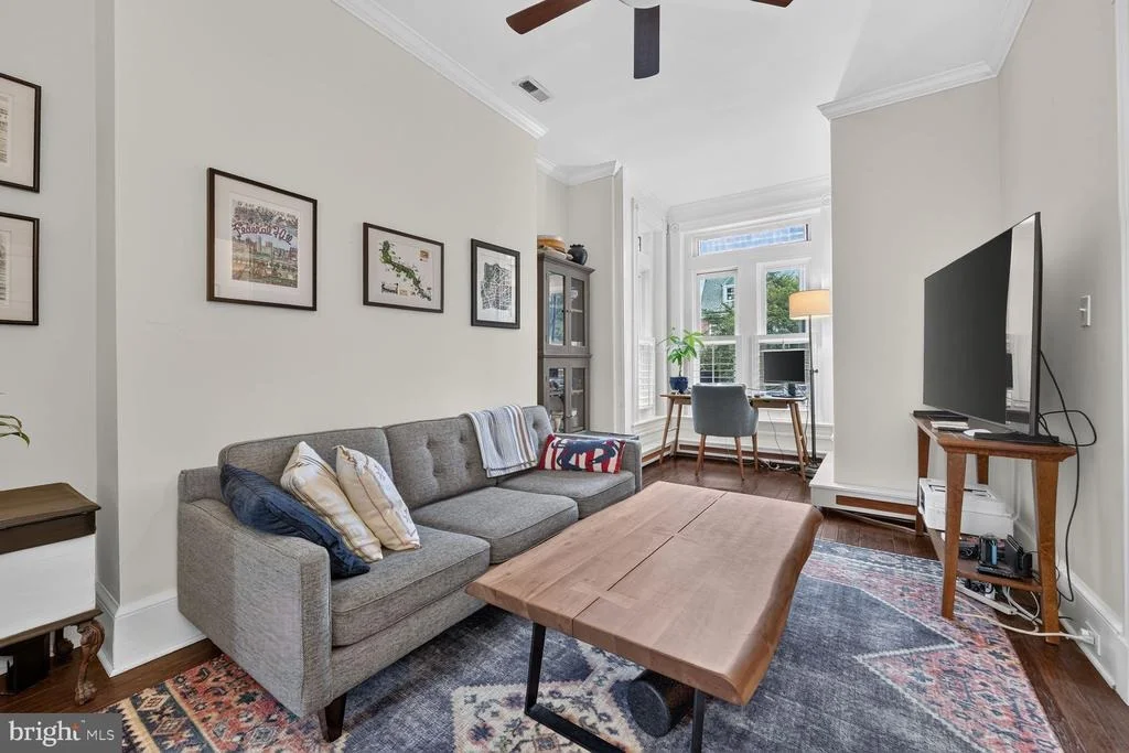 Photo of 227 C STREET NE