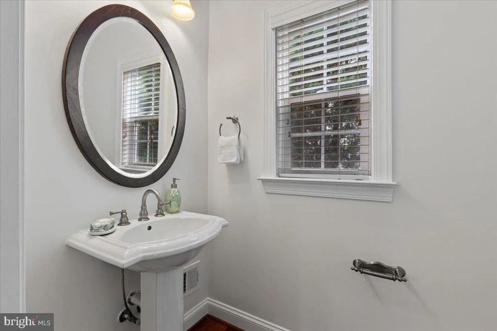 Photo of 5931 EMBRY SPRING LANE
