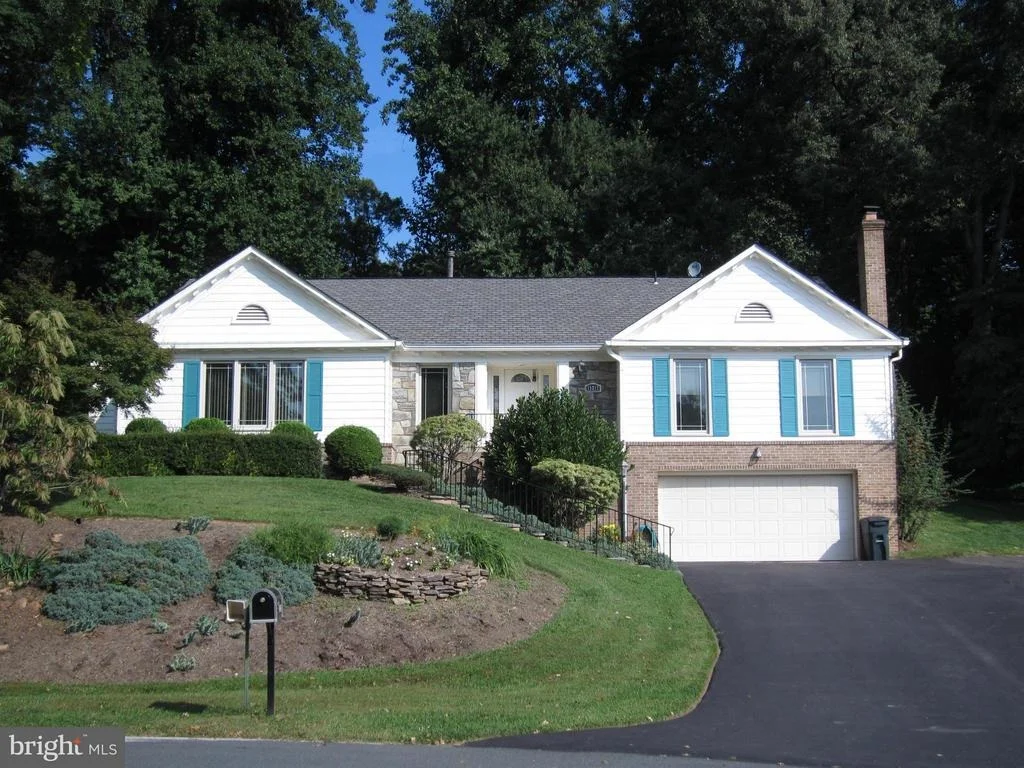 Photo of 15212 WINSTEAD LANE