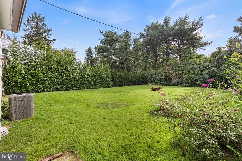 Photo of 31 FENWICK DRIVE